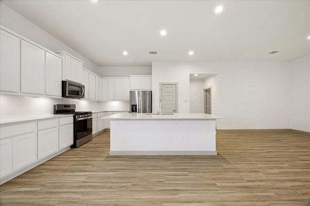 727 Kingwood Drive, League City, TX 77573