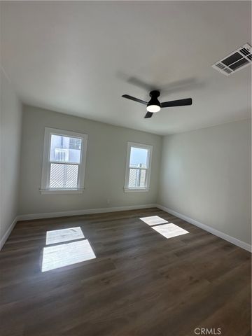 5369 Oakland, Los Angeles, CA 90032