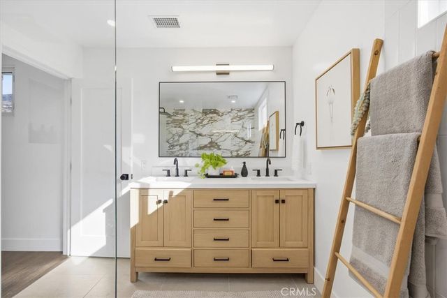 5356 W 121st Street, Hawthorne, CA 90250