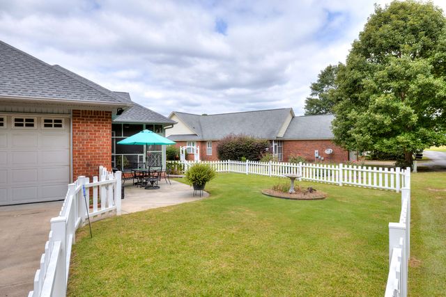 3221 Mayflower Lane, Sumter, SC 29150