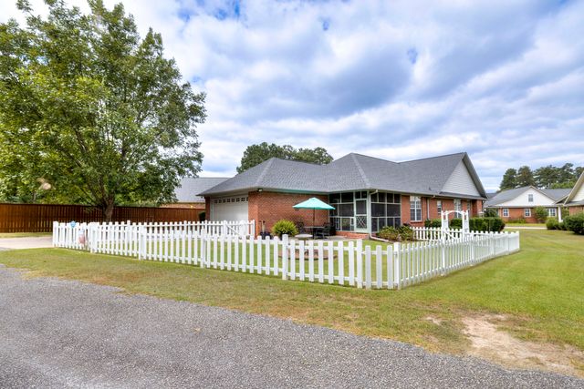 3221 Mayflower Lane, Sumter, SC 29150
