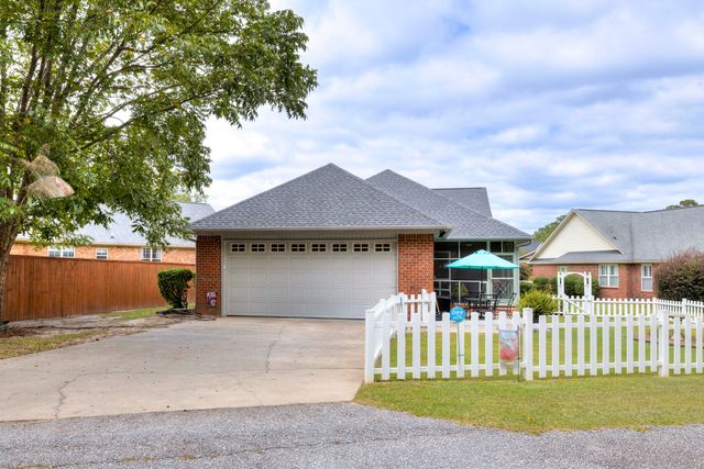 3221 Mayflower Lane, Sumter, SC 29150