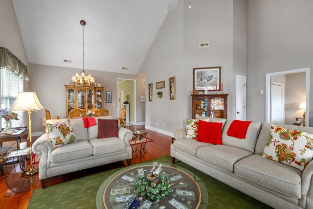 3221 Mayflower Lane, Sumter, SC 29150