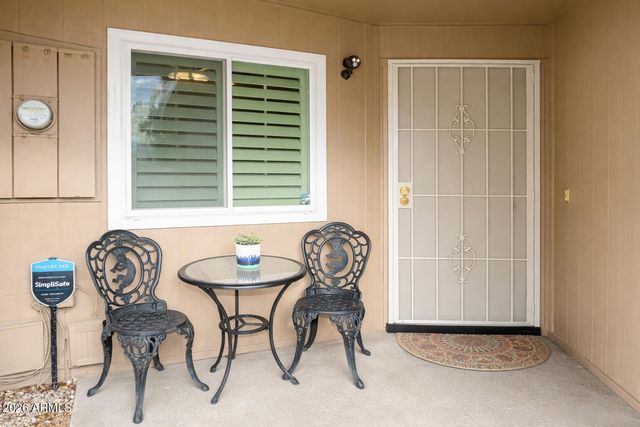 10150 W Hutton Drive, Sun City, AZ 85351