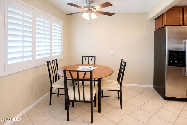 10150 W Hutton Drive, Sun City, AZ 85351