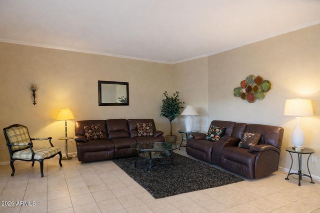 10150 W Hutton Drive, Sun City, AZ 85351