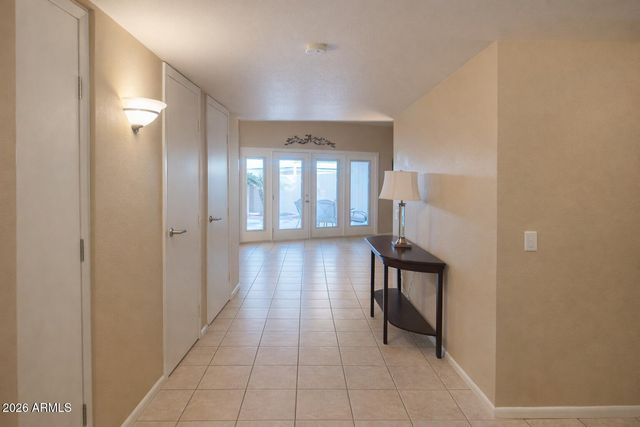 10150 W Hutton Drive, Sun City, AZ 85351