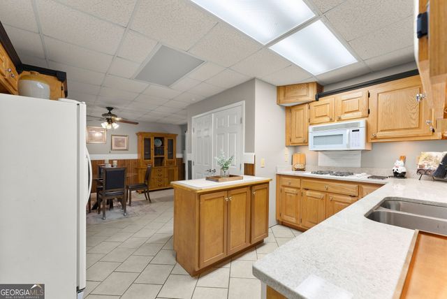 5993 Wellington Avenue, Gainesville, GA 30506