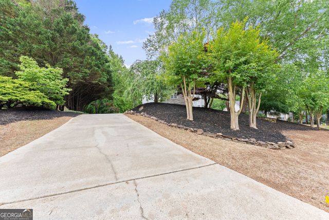 5993 Wellington Avenue, Gainesville, GA 30506