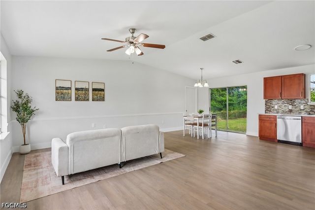3709 10th ST SW, Lehigh Acres, FL 33976