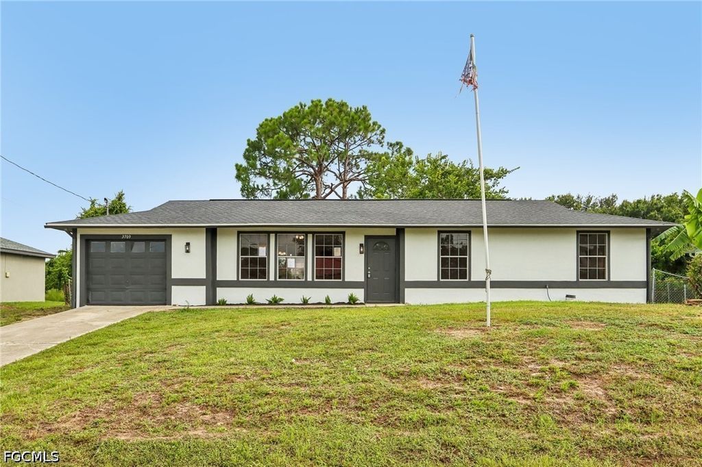 3709 10th ST SW, Lehigh Acres, FL 33976