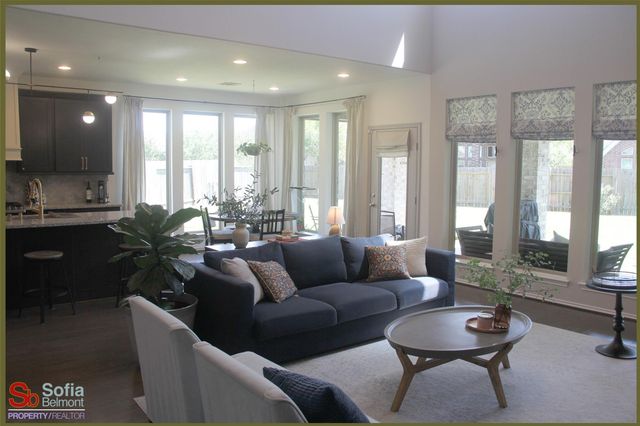 3732 Windsong Park Court Court NE, Pearland, TX 77584