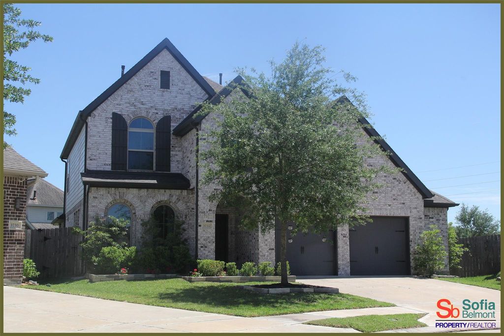 3732 Windsong Park Court Court NE, Pearland, TX 77584