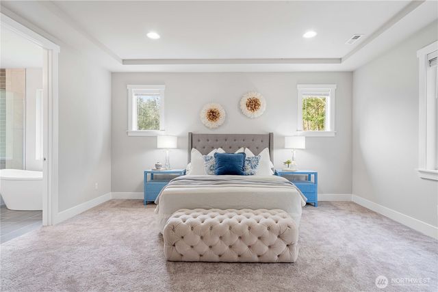 7230 NE 129th St, Kirkland, WA 98034