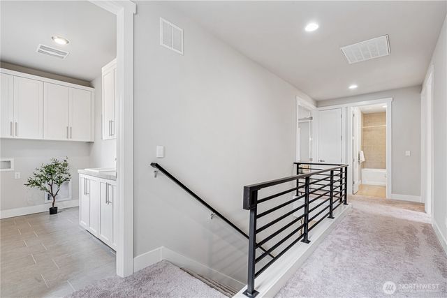 7230 NE 129th St, Kirkland, WA 98034