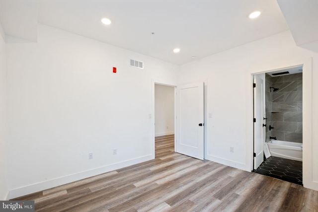 5301 MASTER ST, Philadelphia, PA 19131