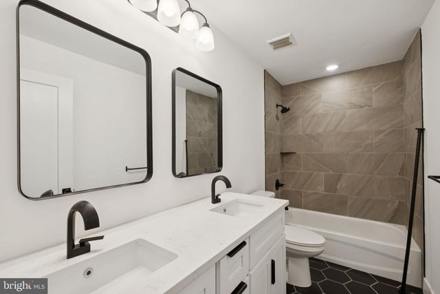 5301 MASTER ST, Philadelphia, PA 19131