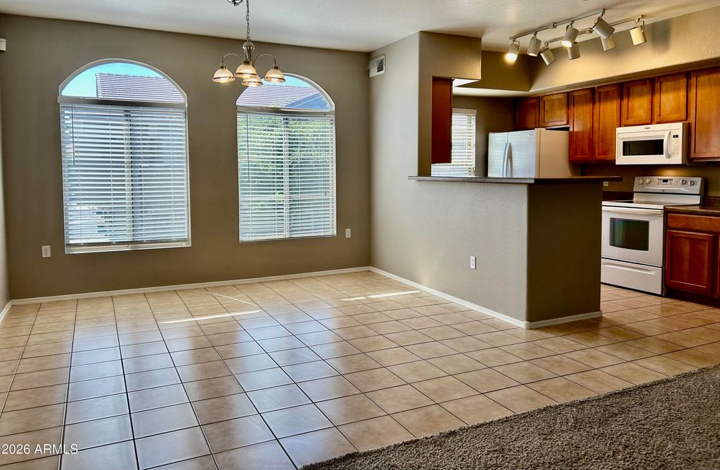 2402 E 5TH Street 1555, Tempe, AZ 85288 — exterior