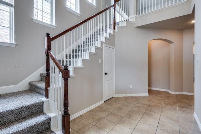 205 Chester Drive, Lewisville, TX 75056