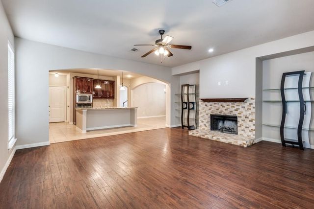 205 Chester Drive, Lewisville, TX 75056