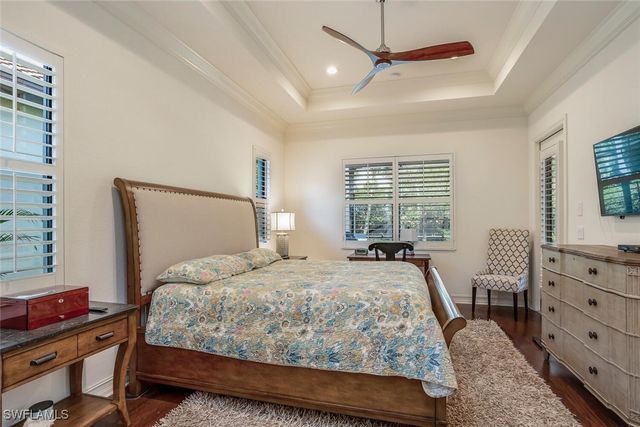 7315 Lantana CIR N, Naples, FL 34119