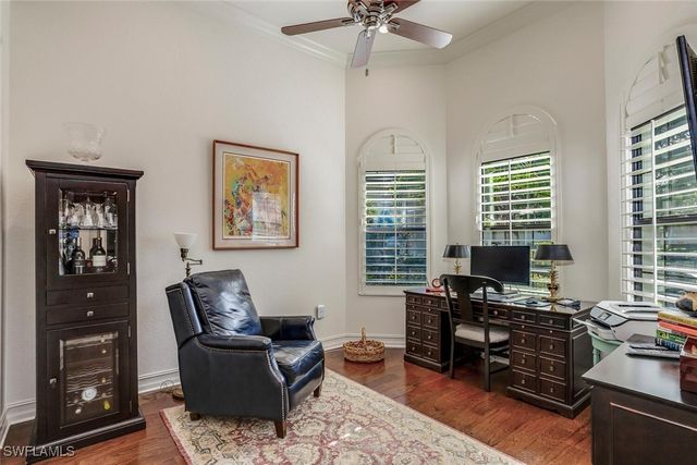 7315 Lantana CIR N, Naples, FL 34119