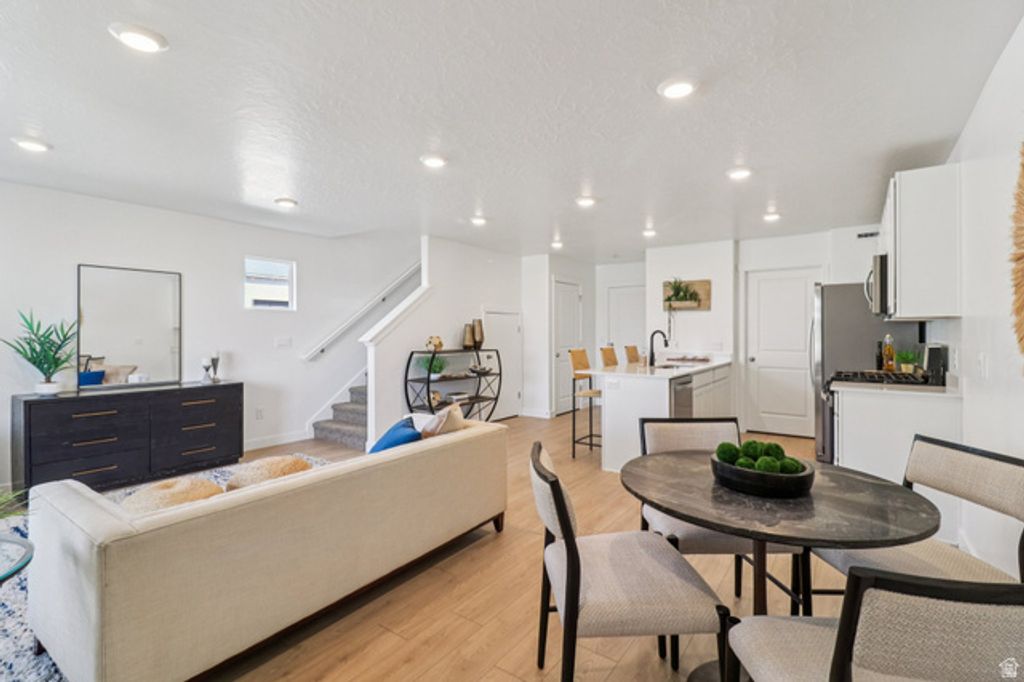 Image 2 of property listing at 4369 N BUCKSTONE WAY #1390, Lehi, UT 84048