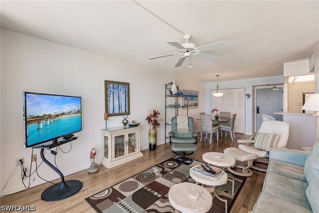 260 Seaview CT 1609, Marco Island, FL 34145