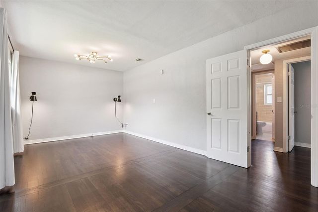 2001 GALE STREET, Orlando, FL 32803