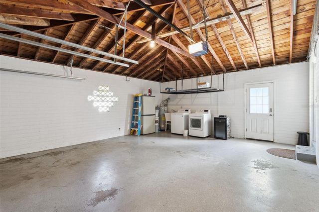 2001 GALE STREET, Orlando, FL 32803