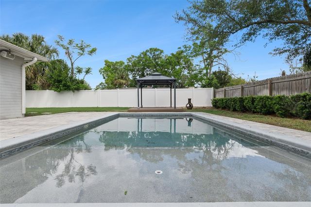 2001 GALE STREET, Orlando, FL 32803