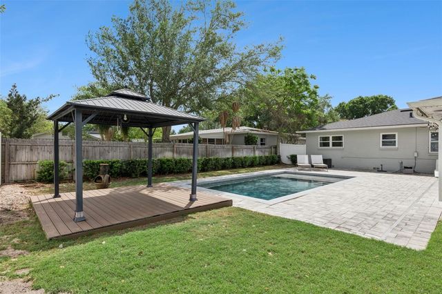 2001 GALE STREET, Orlando, FL 32803