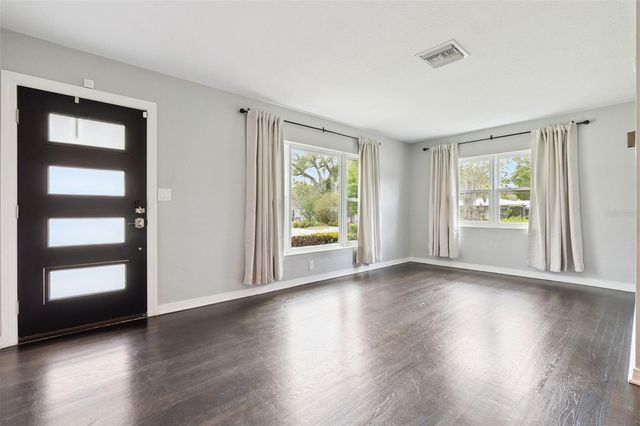 2001 GALE STREET, Orlando, FL 32803