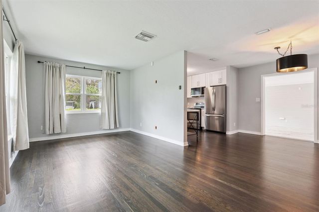 2001 GALE STREET, Orlando, FL 32803