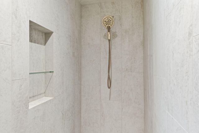 1318 S Jones Mill Lane, Springfield, MO 65809