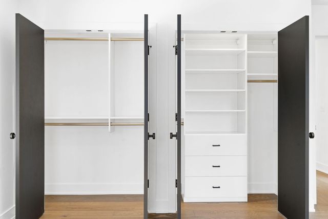 1318 S Jones Mill Lane, Springfield, MO 65809