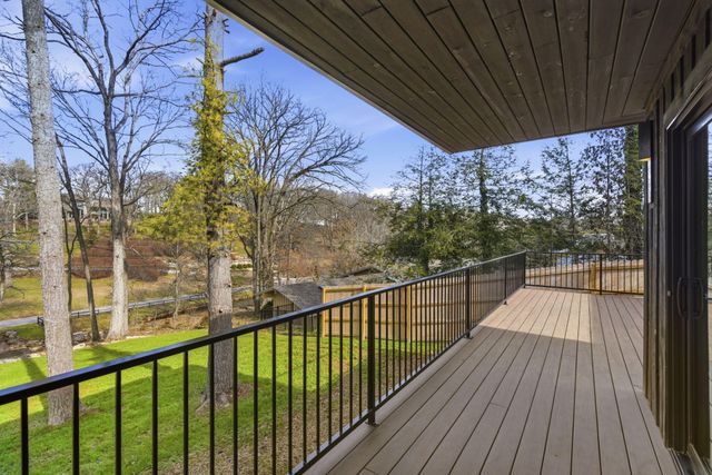 1318 S Jones Mill Lane, Springfield, MO 65809