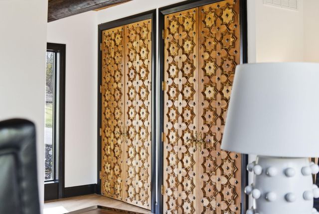 1318 S Jones Mill Lane, Springfield, MO 65809