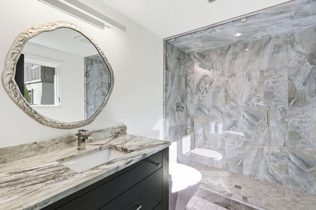 1318 S Jones Mill Lane, Springfield, MO 65809