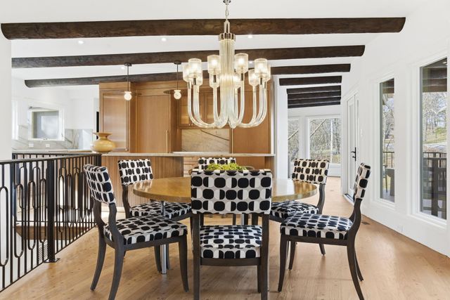 1318 S Jones Mill Lane, Springfield, MO 65809