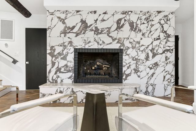 1318 S Jones Mill Lane, Springfield, MO 65809