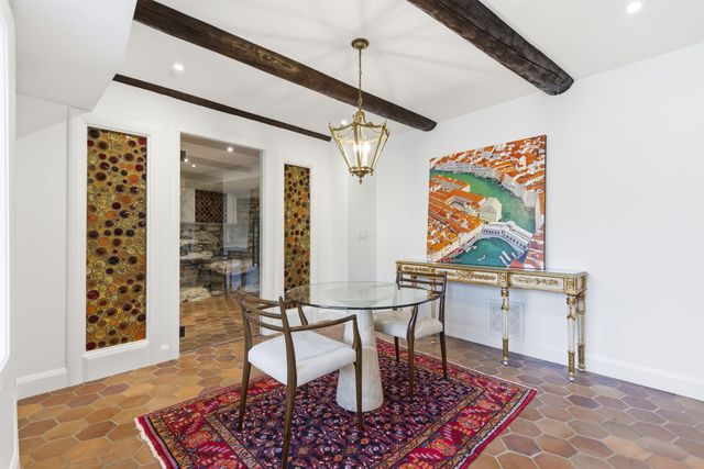 1318 S Jones Mill Lane, Springfield, MO 65809