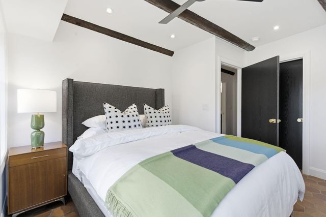 1318 S Jones Mill Lane, Springfield, MO 65809