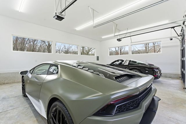 1318 S Jones Mill Lane, Springfield, MO 65809