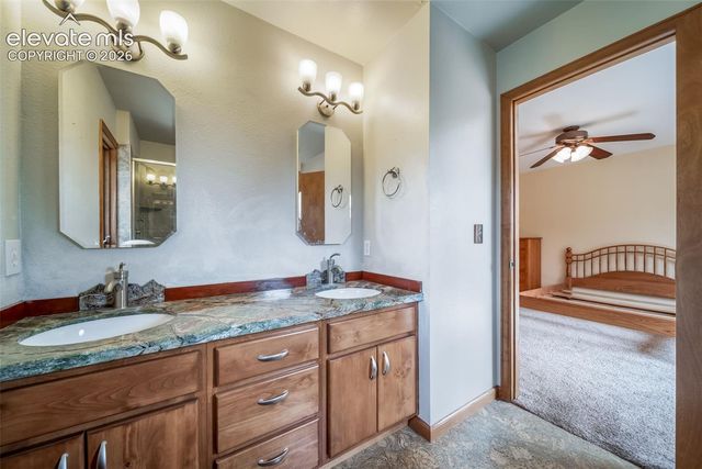1191 Tenderfoot Drive, Larkspur, CO 80118