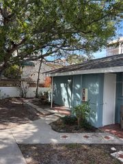 170 ROOSEVELT DRIVE 5, Sarasota, FL 34236