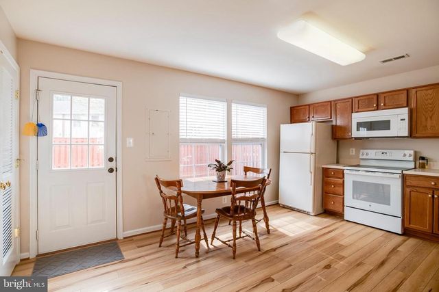 7686 WANKOMA DR, Remington, VA 22734