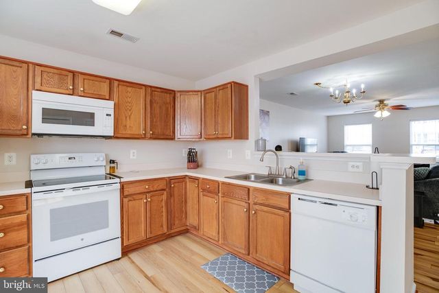 7686 WANKOMA DR, Remington, VA 22734