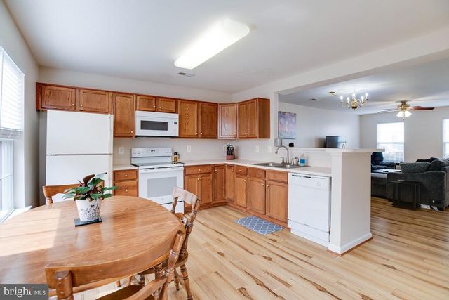 7686 WANKOMA DR, Remington, VA 22734