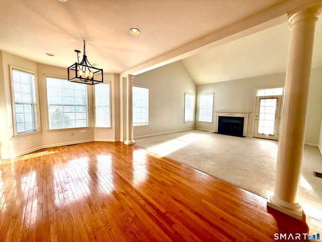 3 Brookside Drive 3, Middlebury, CT 06762